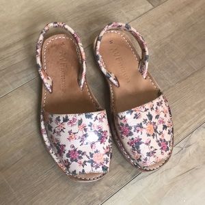 AVF Artesanos Floral Sling Back Huaraches